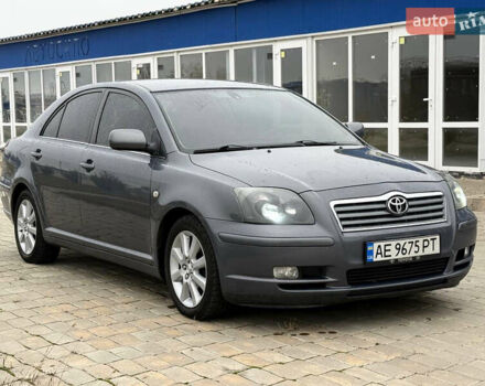 Сірий Тойота Авенсіс, об'ємом двигуна 2 л та пробігом 360 тис. км за 5700 $, фото 2 на Automoto.ua