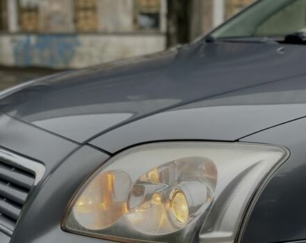 Сірий Тойота Авенсіс, об'ємом двигуна 1.8 л та пробігом 237 тис. км за 5600 $, фото 4 на Automoto.ua