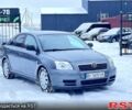 Серый Тойота Авенсис, объемом двигателя 1.8 л и пробегом 221 тыс. км за 6400 $, фото 1 на Automoto.ua