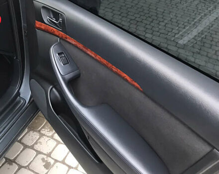Серый Тойота Авенсис, объемом двигателя 2.23 л и пробегом 243 тыс. км за 4999 $, фото 15 на Automoto.ua