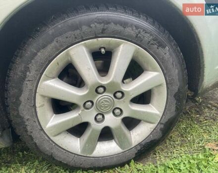 Серый Тойота Авенсис, объемом двигателя 2.23 л и пробегом 200 тыс. км за 6000 $, фото 3 на Automoto.ua