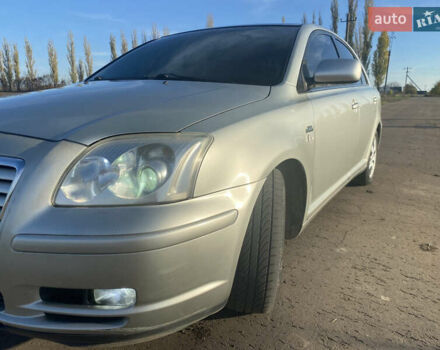 Сірий Тойота Авенсіс, об'ємом двигуна 2.2 л та пробігом 330 тис. км за 5600 $, фото 3 на Automoto.ua