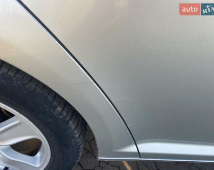 Сірий Тойота Авенсіс, об'ємом двигуна 2.2 л та пробігом 330 тис. км за 5600 $, фото 15 на Automoto.ua