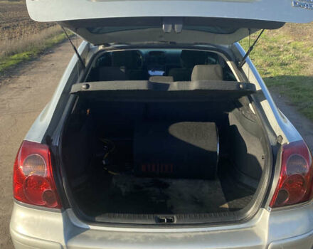 Сірий Тойота Авенсіс, об'ємом двигуна 2.2 л та пробігом 330 тис. км за 5600 $, фото 44 на Automoto.ua