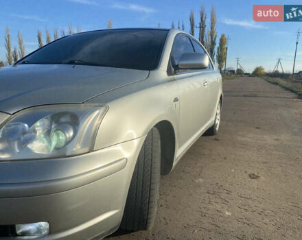 Сірий Тойота Авенсіс, об'ємом двигуна 2.2 л та пробігом 330 тис. км за 5600 $, фото 4 на Automoto.ua