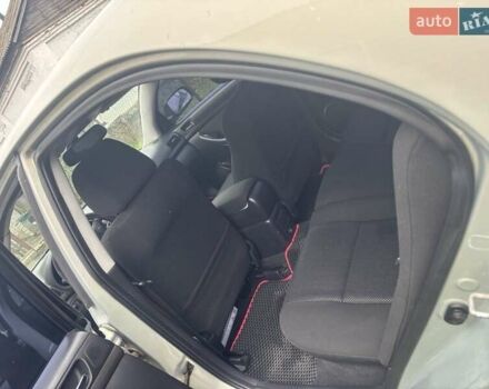 Серый Тойота Авенсис, объемом двигателя 2.23 л и пробегом 200 тыс. км за 6000 $, фото 1 на Automoto.ua