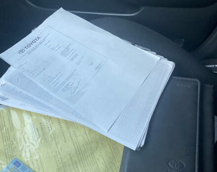 Сірий Тойота Авенсіс, об'ємом двигуна 2.2 л та пробігом 330 тис. км за 5600 $, фото 52 на Automoto.ua