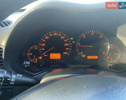 Сірий Тойота Авенсіс, об'ємом двигуна 2.2 л та пробігом 330 тис. км за 5600 $, фото 27 на Automoto.ua