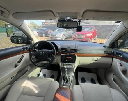 Серый Тойота Авенсис, объемом двигателя 2.2 л и пробегом 170 тыс. км за 6600 $, фото 10 на Automoto.ua