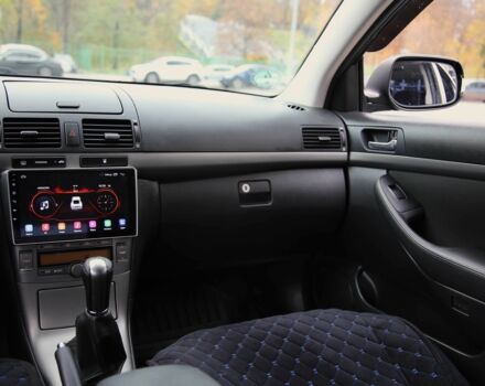 Сірий Тойота Авенсіс, об'ємом двигуна 1.8 л та пробігом 213 тис. км за 8000 $, фото 12 на Automoto.ua