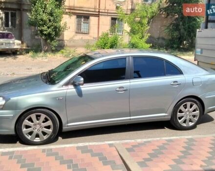 Сірий Тойота Авенсіс, об'ємом двигуна 2.2 л та пробігом 267 тис. км за 6450 $, фото 1 на Automoto.ua