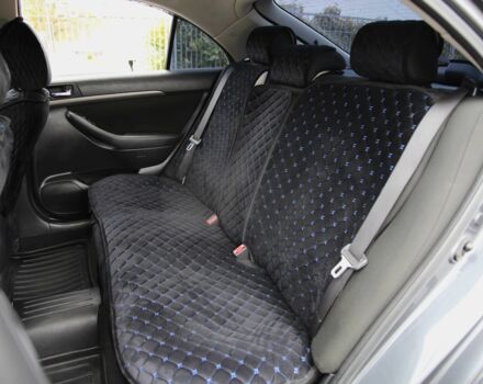 Сірий Тойота Авенсіс, об'ємом двигуна 1.8 л та пробігом 213 тис. км за 8000 $, фото 7 на Automoto.ua