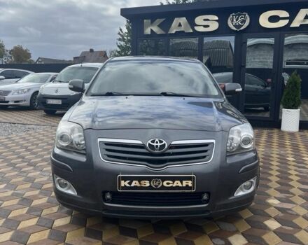 Серый Тойота Авенсис, объемом двигателя 2.2 л и пробегом 170 тыс. км за 6600 $, фото 1 на Automoto.ua