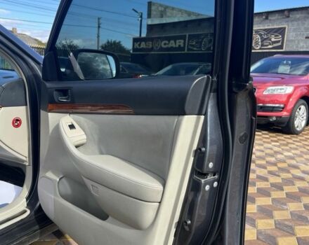Серый Тойота Авенсис, объемом двигателя 2.2 л и пробегом 170 тыс. км за 6600 $, фото 12 на Automoto.ua