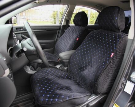 Сірий Тойота Авенсіс, об'ємом двигуна 1.8 л та пробігом 213 тис. км за 8000 $, фото 6 на Automoto.ua