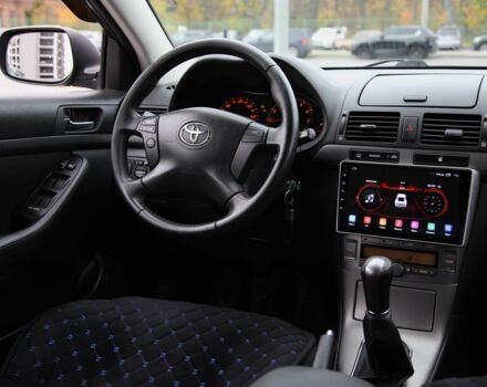 Сірий Тойота Авенсіс, об'ємом двигуна 1.8 л та пробігом 213 тис. км за 8000 $, фото 10 на Automoto.ua