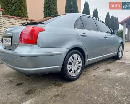 Сірий Тойота Авенсіс, об'ємом двигуна 2 л та пробігом 257 тис. км за 6500 $, фото 1 на Automoto.ua