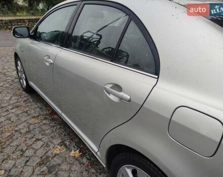 Серый Тойота Авенсис, объемом двигателя 2 л и пробегом 253 тыс. км за 7399 $, фото 14 на Automoto.ua