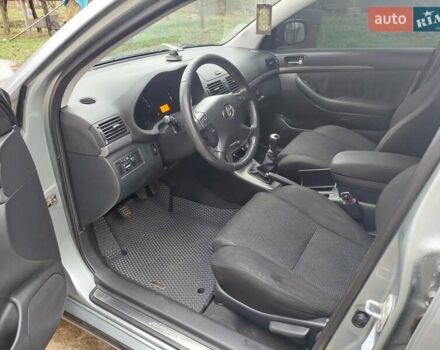Сірий Тойота Авенсіс, об'ємом двигуна 2 л та пробігом 257 тис. км за 6500 $, фото 11 на Automoto.ua
