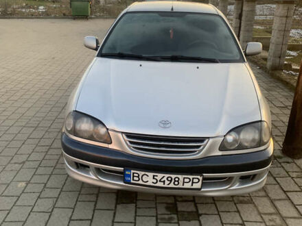 Сірий Тойота Авенсіс, об'ємом двигуна 1.6 л та пробігом 412 тис. км за 2700 $, фото 1 на Automoto.ua