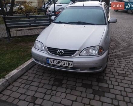 Серый Тойота Авенсис, объемом двигателя 1.8 л и пробегом 427 тыс. км за 4250 $, фото 1 на Automoto.ua