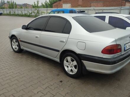 Тойота Авенсис 2000 в Ровно на Automoto.ua Серый Тойота Авенсис, объемом двигателя 2 л и пробегом 350 тыс. км за 3250 $, фото 1 на Automoto.ua