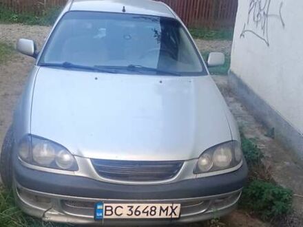 Серый Тойота Авенсис, объемом двигателя 2 л и пробегом 358 тыс. км за 2200 $, фото 1 на Automoto.ua