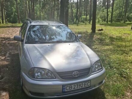 Тойота Авенсис 2001 в Прилуках на Automoto.ua Серый Тойота Авенсис, объемом двигателя 2 л и пробегом 450 тыс. км за 4000 $, фото 1 на Automoto.ua