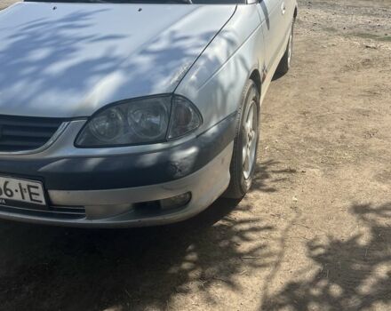 Сірий Тойота Авенсіс, об'ємом двигуна 2 л та пробігом 436 тис. км за 3500 $, фото 1 на Automoto.ua