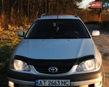 Серый Тойота Авенсис, объемом двигателя 1.6 л и пробегом 447 тыс. км за 3999 $, фото 1 на Automoto.ua