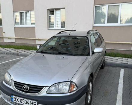 Сірий Тойота Авенсіс, об'ємом двигуна 1.8 л та пробігом 233 тис. км за 4800 $, фото 1 на Automoto.ua