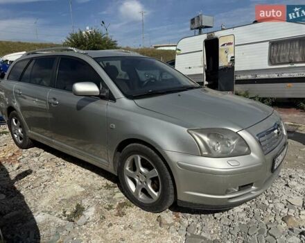 Серый Тойота Авенсис, объемом двигателя 2 л и пробегом 200 тыс. км за 5000 $, фото 1 на Automoto.ua