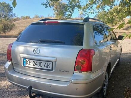 Сірий Тойота Авенсіс, об'ємом двигуна 1.79 л та пробігом 300 тис. км за 5200 $, фото 1 на Automoto.ua