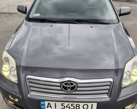 Серый Тойота Авенсис, объемом двигателя 2 л и пробегом 373 тыс. км за 6999 $, фото 1 на Automoto.ua