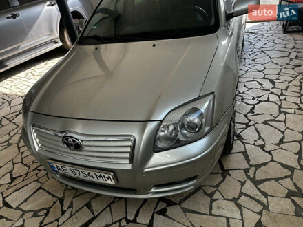 Сірий Тойота Авенсіс, об'ємом двигуна 2 л та пробігом 360 тис. км за 4599 $, фото 1 на Automoto.ua