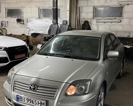 Серый Тойота Авенсис, объемом двигателя 2 л и пробегом 295 тыс. км за 4800 $, фото 1 на Automoto.ua