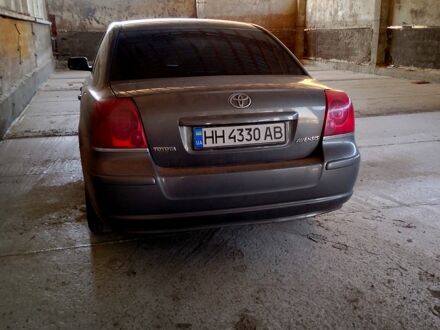 Тойота Авенсіс 2003 у Ширяеве на Automoto.ua Сірий Тойота Авенсіс, об'ємом двигуна 2 л та пробігом 430 тис. км за 5200 $, фото 1 на Automoto.ua