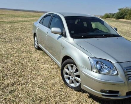 Сірий Тойота Авенсіс, об'ємом двигуна 2 л та пробігом 330 тис. км за 6500 $, фото 1 на Automoto.ua
