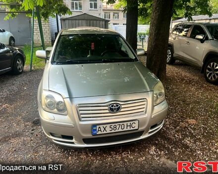 Сірий Тойота Авенсіс, об'ємом двигуна 2 л та пробігом 303 тис. км за 5300 $, фото 1 на Automoto.ua