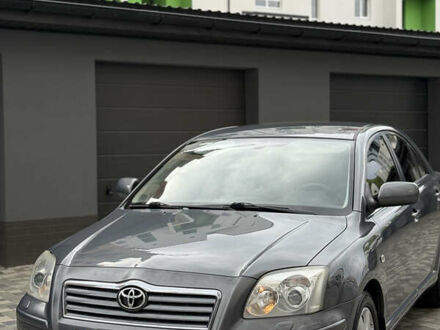 Сірий Тойота Авенсіс, об'ємом двигуна 1.79 л та пробігом 248 тис. км за 5650 $, фото 1 на Automoto.ua
