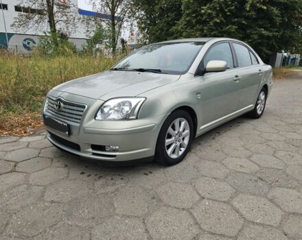 Серый Тойота Авенсис, объемом двигателя 2 л и пробегом 352 тыс. км за 2450 $, фото 1 на Automoto.ua