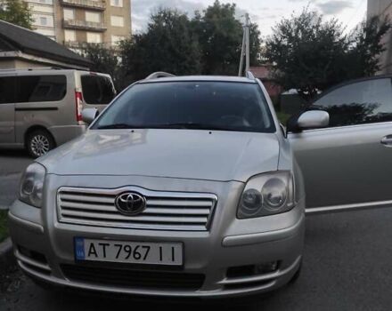 Сірий Тойота Авенсіс, об'ємом двигуна 2 л та пробігом 311 тис. км за 5500 $, фото 1 на Automoto.ua