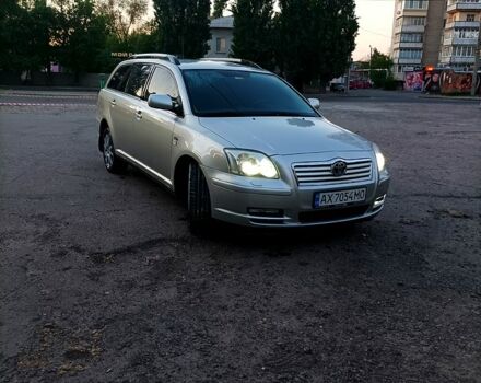 Сірий Тойота Авенсіс, об'ємом двигуна 2 л та пробігом 194 тис. км за 5500 $, фото 1 на Automoto.ua