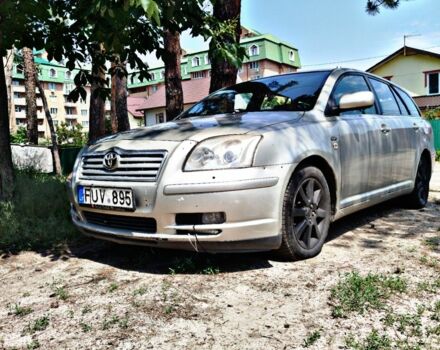 Серый Тойота Авенсис, объемом двигателя 2 л и пробегом 400 тыс. км за 2300 $, фото 1 на Automoto.ua