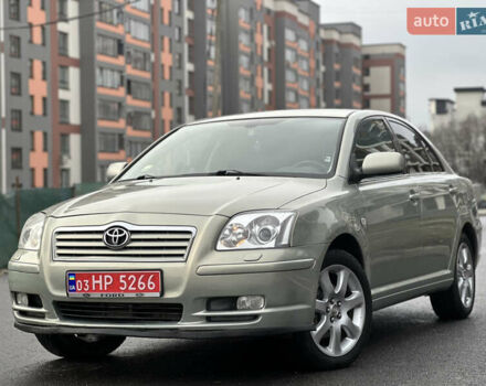 Серый Тойота Авенсис, объемом двигателя 2 л и пробегом 250 тыс. км за 4650 $, фото 1 на Automoto.ua