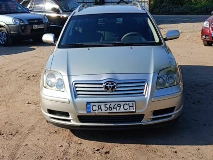 Тойота Авенсіс 2004 у Шостке на Automoto.ua Сірий Тойота Авенсіс, об'ємом двигуна 2 л та пробігом 320 тис. км за 4999 $, фото 1 на Automoto.ua