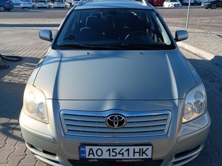Серый Тойота Авенсис, объемом двигателя 2 л и пробегом 294 тыс. км за 5000 $, фото 1 на Automoto.ua