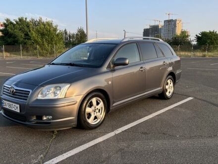 Сірий Тойота Авенсіс, об'ємом двигуна 1.8 л та пробігом 294 тис. км за 5400 $, фото 1 на Automoto.ua