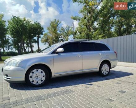 Сірий Тойота Авенсіс, об'ємом двигуна 1.8 л та пробігом 250 тис. км за 5700 $, фото 1 на Automoto.ua