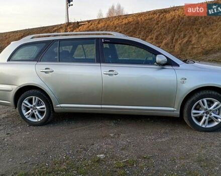 Серый Тойота Авенсис, объемом двигателя 2 л и пробегом 428 тыс. км за 4151 $, фото 1 на Automoto.ua